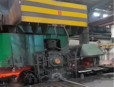 Linie de producție cu oțel cu bandă laminată fierbinte